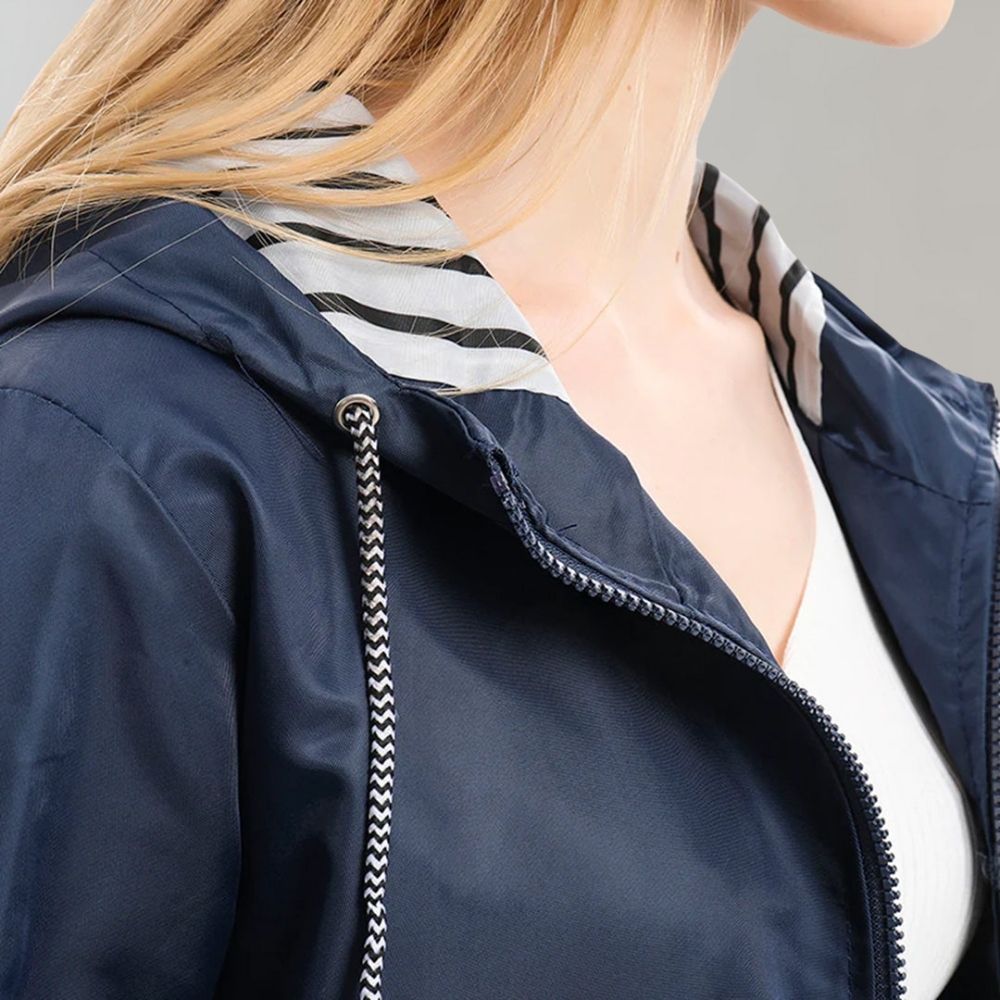 Middellange Regenjas Met Capuchon | Verstelbare Taille