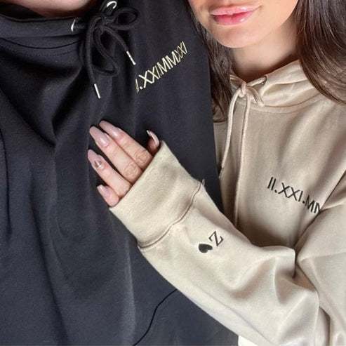 Amorio Couple Hoodie Vorderseite