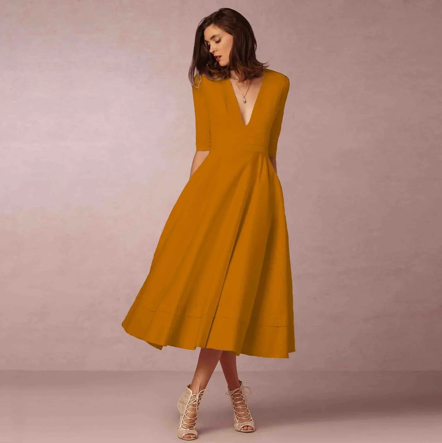 Anna | Elegante Avondjurk Met V-hals | Midi