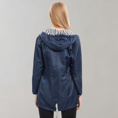 Middellange Regenjas Met Capuchon | Verstelbare Taille
