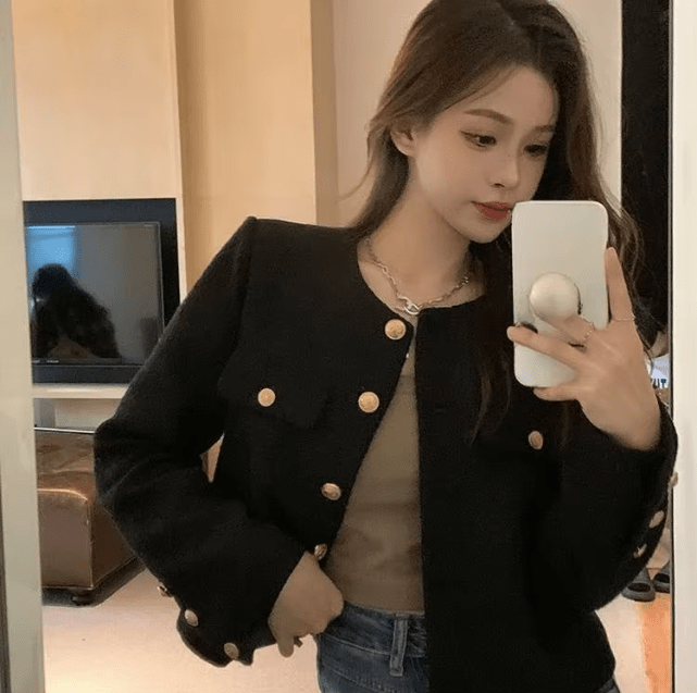 Klassieke Cropped Blazer Met Knoopjes | Ronde Hals